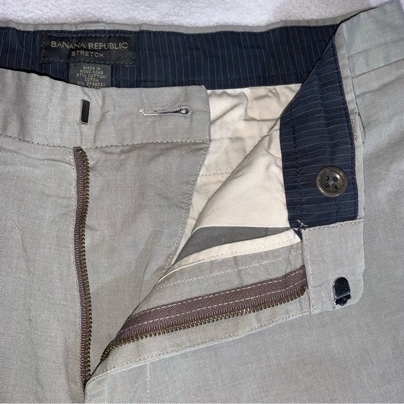 Banana Republic Mens 31x30 Stone Color Stretch Pants - Picture 3 of 8